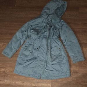 Universal Thread Water Resistant Jacket